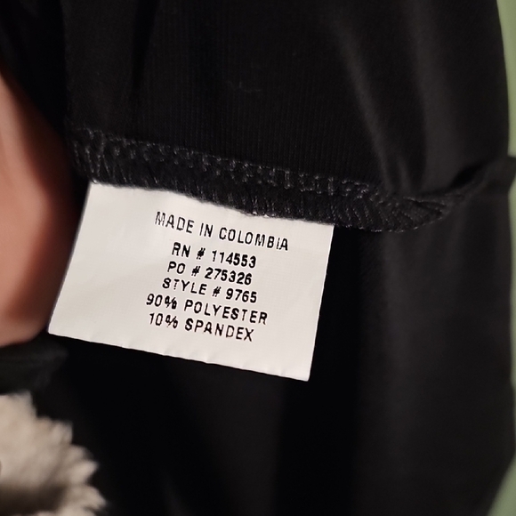 Elegant Black Long Sleeve Dress - Picture 4 of 8